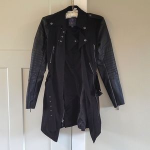 Guess Jacket Black size Small